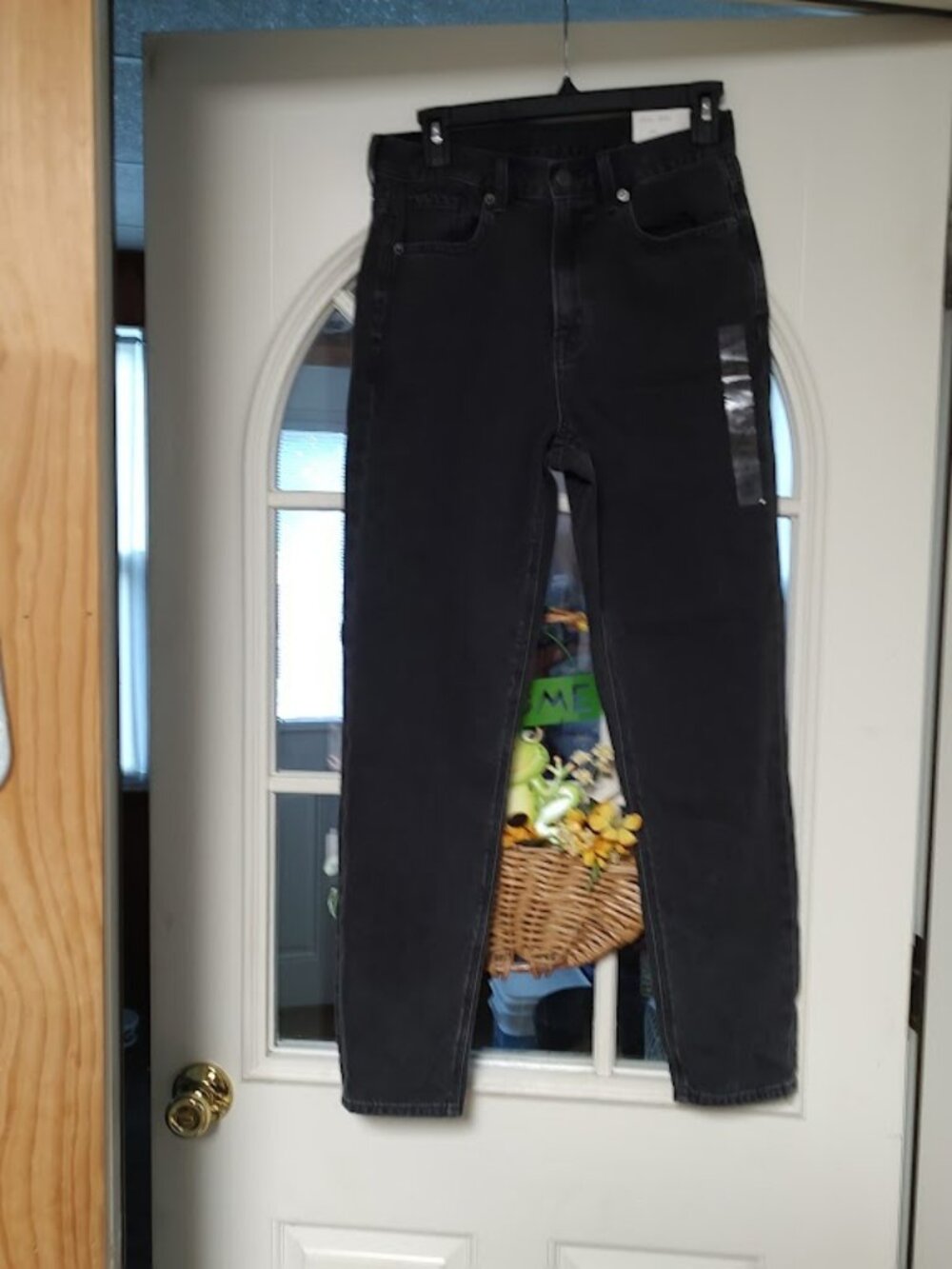 New American Eagle Rocker Black High Rise Mom Jeans size Women's 2